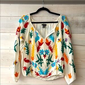 Chelsea & Theodore Cream and Blue Graphic Blouse